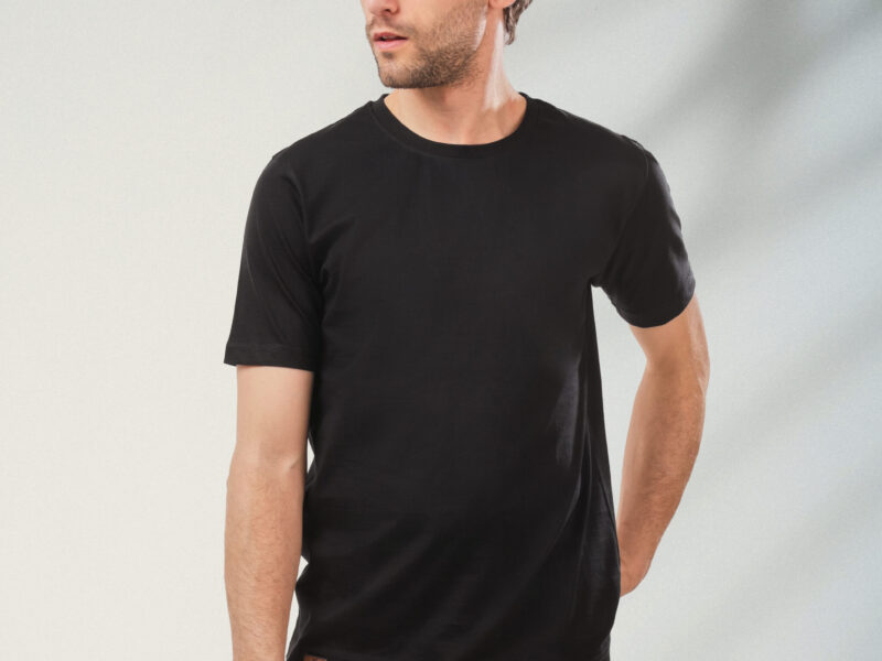 Black Round T-shirt